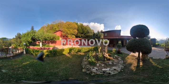 Dom Gerano Lacjum zdjęcie autorskie NEST