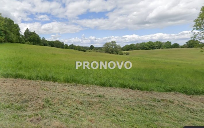 działka nad jeziorem