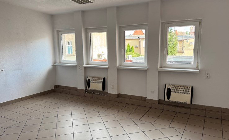 lokal na wynajem - Trzebnica